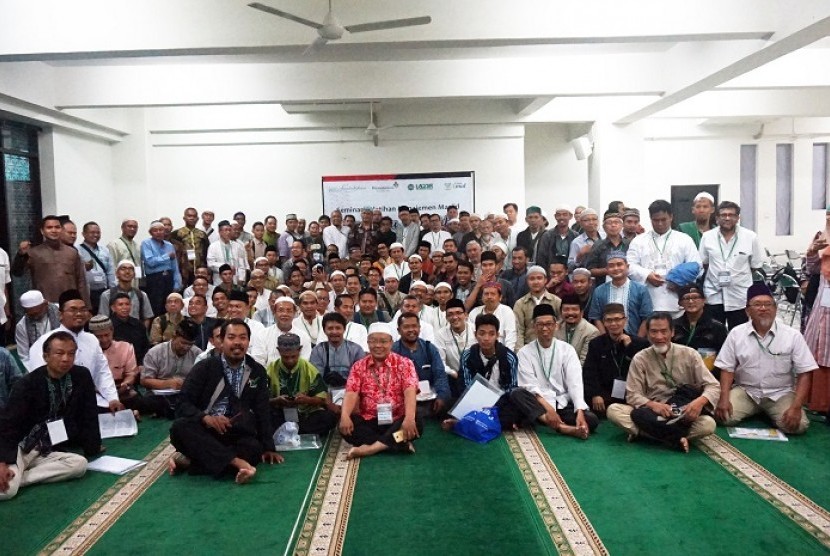 Pelatihan manajemen masjid oleh Yayasan Cinta Amal