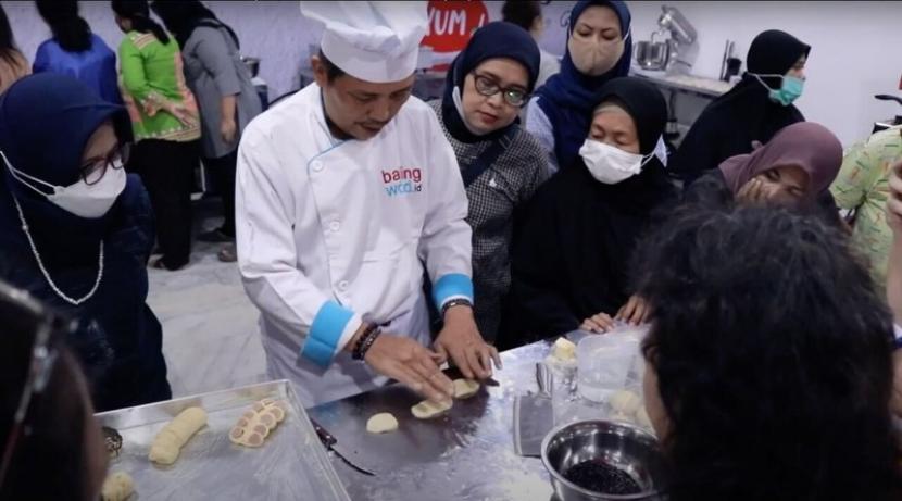 Pelatihan offline Kursus Membuat Roti Manis & Brownies Gratis bersama Baking World
