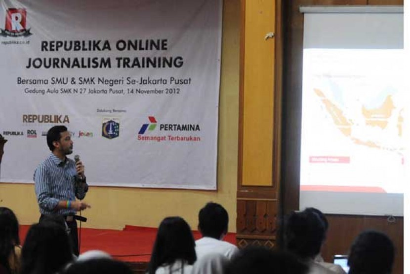 Pelatihan Republika Online Journalism Training atau ROL to School siswa SMU dan SMK Negeri se-Jakarta Pusat. 