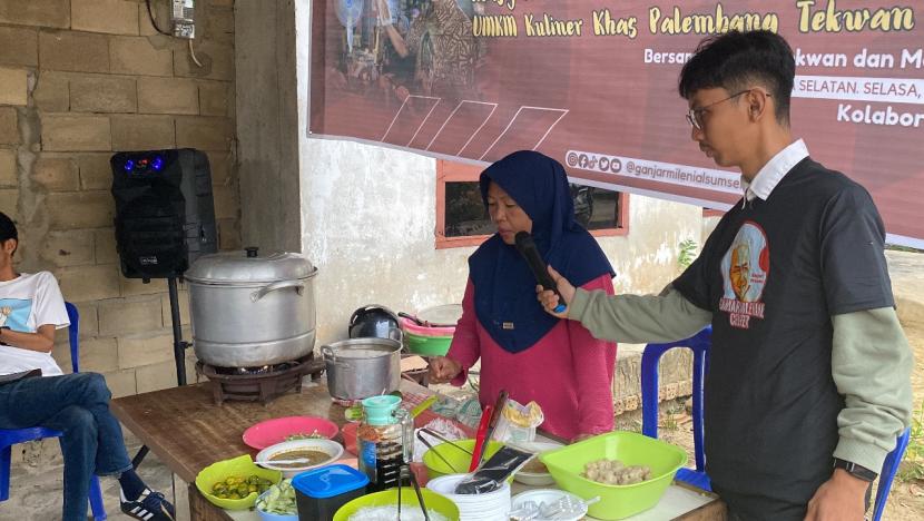 Pelatihan UMKM kuliner khas Palembang. 
