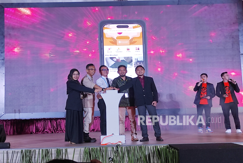 Dukung Aplikasi Donasi Belas Kasih, KH Taufiqurrohman: Sedekah Miliki Keutamaan