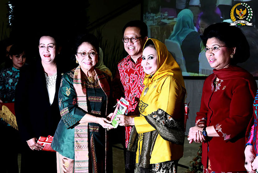   Peluncuran buku dan website Jaringan Perempuan Parlemen di Jakarta, Rabu (5 Juni 2013).