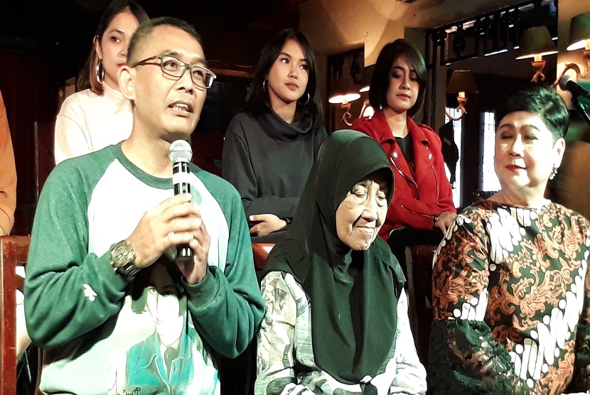 Peluncuran DVD Karaoke Koleksi Terbaik Nike Ardilla Vol. 1 di Pisa Kafe, Menteng Jakarta Pusat 