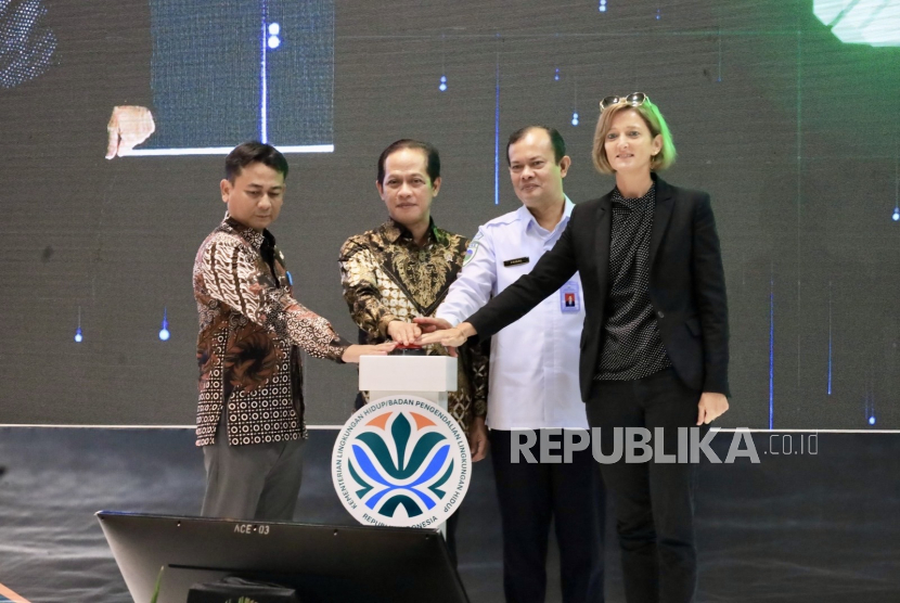 Peluncuran Environmental Geospatial Information System atau EGIS KLH/BPLH di Tangerang, Selasa (25/11/2025).