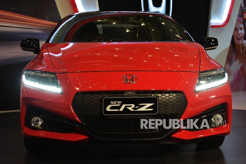 Peluncuran Honda CR-Z di Jakarta, Rabu (8/3).