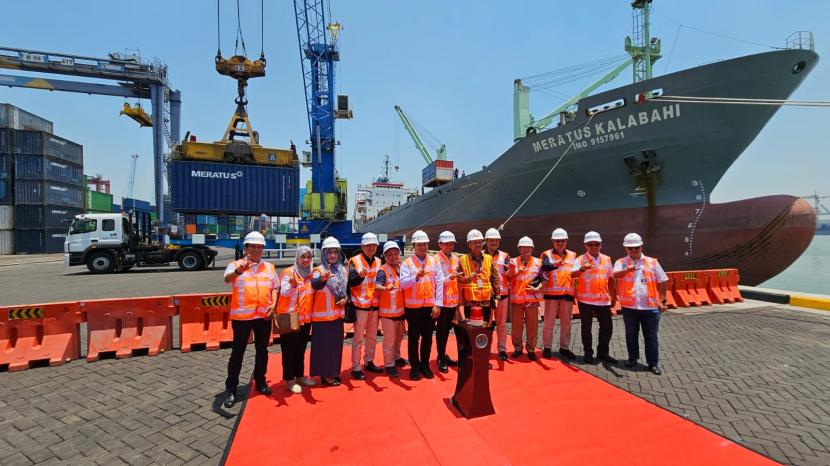 Peluncuran perdana Hub-Spoke Tol Laut cluster Nusa Tenggara Timur pada Trayek H-6.