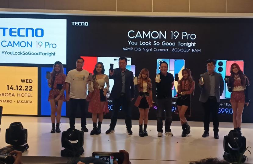 Peluncuran ponsel Tecno Camon 19 Pro di Jakarta, Rabu (14/12/2022).