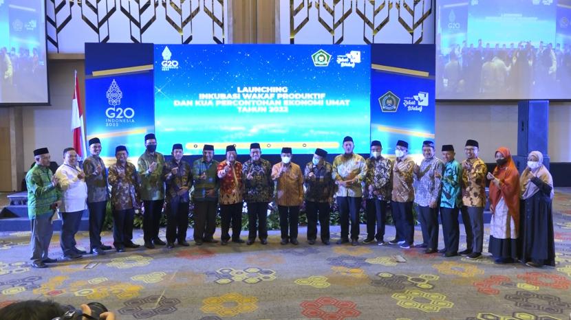 Peluncuran  Program Inkubasi Wakaf Produktif dan KUA Percontohan Ekonomi Umat Tahun 2022 di Jakarta, Senin (25/7/2022).