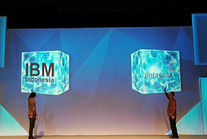 Peluncuran solusi ITSP dari IBM dan Lintasarta di Jakarta, Rabu (1/6)