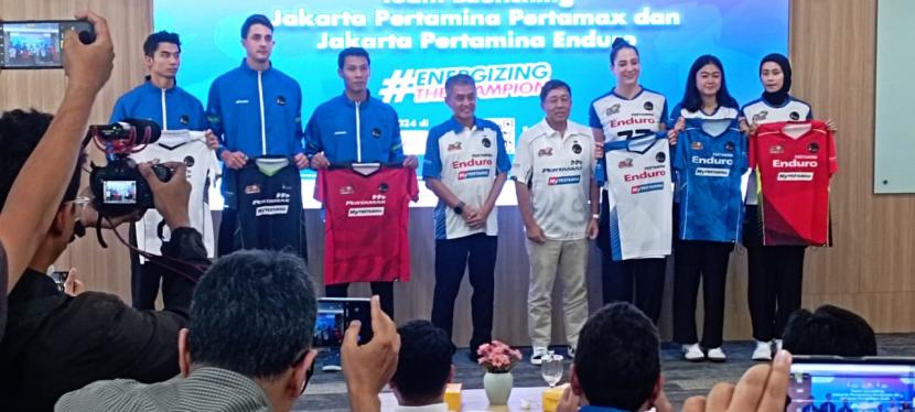 Peluncuran tim voli Jakarta Pertamina Pertamax (putra) dan Jakarta Pertamina Enduro (putri).
