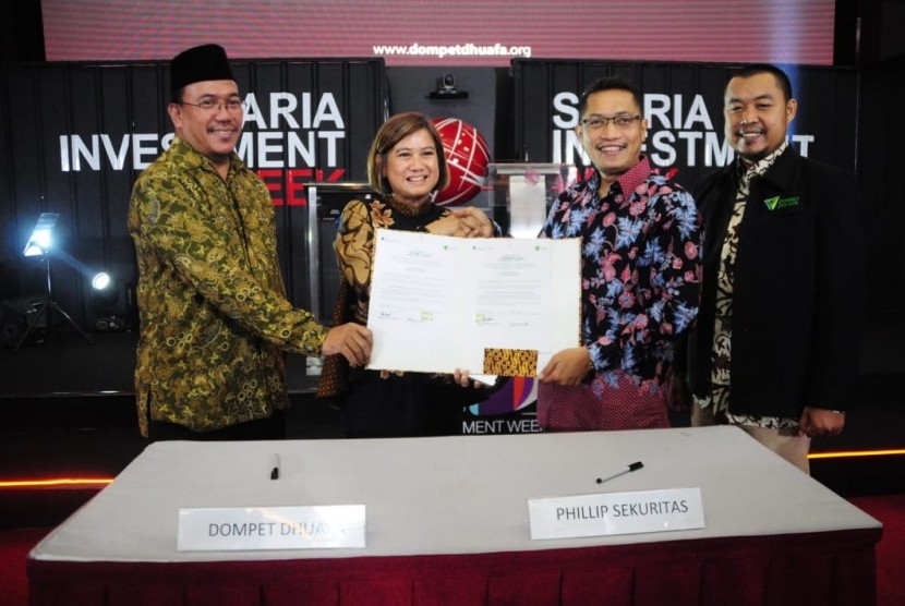 Peluncuran Wakaf Saham oleh Philip Sekuritas Indonesia dan Panin Sekuritas berkerja sama dengan Dompet Dhuafa memiliki peran penting sebagai memajukan ekonomi syariah Indonesia.