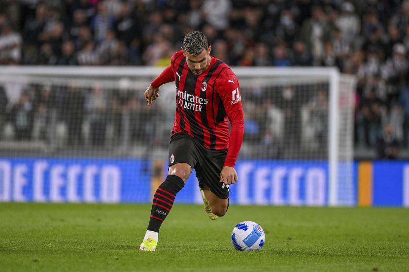 Bek AC Milan Theo Hernandez.