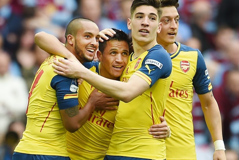 Pemain Arsenal rayakan kemenangan final Piala FA melawan Aston Villa