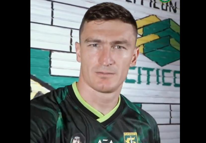 Pemain asing Persebaya asal Montenegro Slavko Damjanovic.