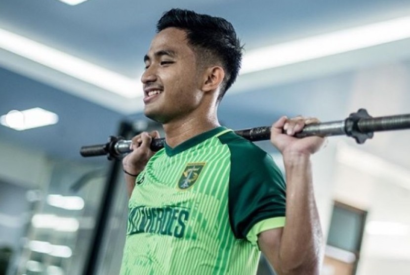 Pemain baru Persebaya Hambali Thalib 