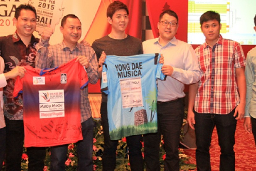 Pemain bulu tangkis asal Korea Selatan, Lee Yong Dae bergabung dalam Tim Musica Champion Kudus dalam turnamen Djarum Superliga 2015