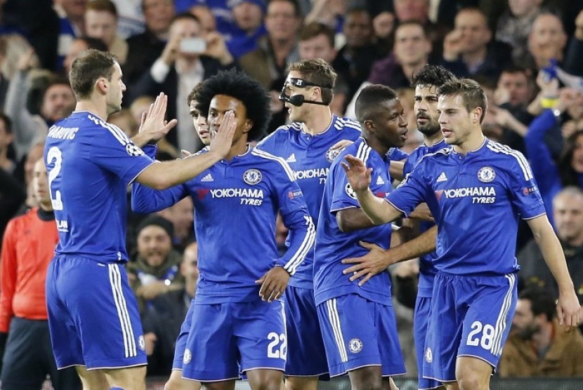 Pemain Chelsea merayakan gol ke gawang Olympiakos