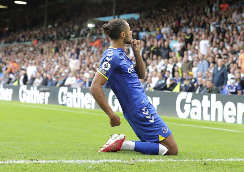 Pemain Everton Dominic Calvert-Lewin merayakan golnya dalam pertandingan sepak bola Liga Inggris antara Leeds United dan Everton di Elland Road, Leeds, Inggris, beberapa waktu lalu.