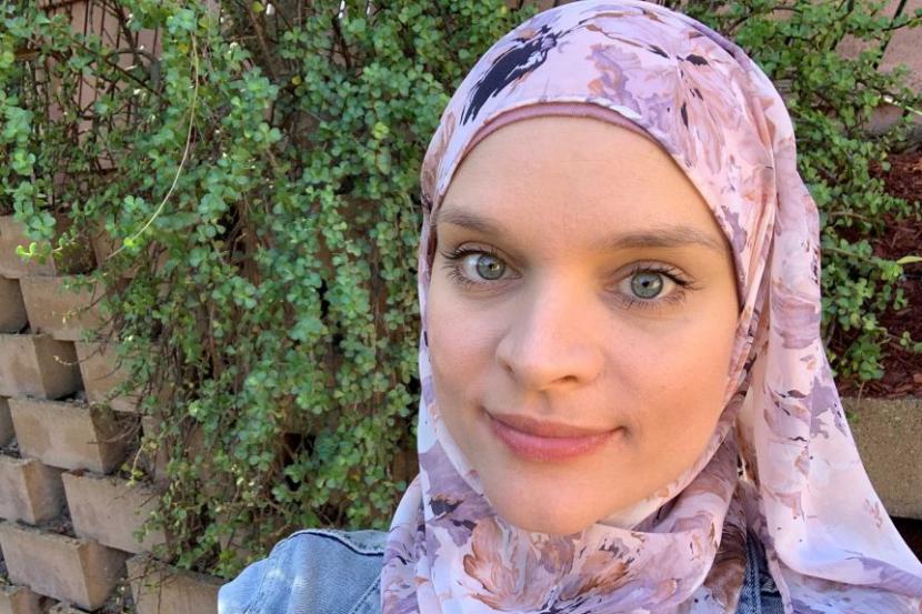Pemain gim (gamer) Zahra Fielding asal Australia memeluk Islam melalui gim.