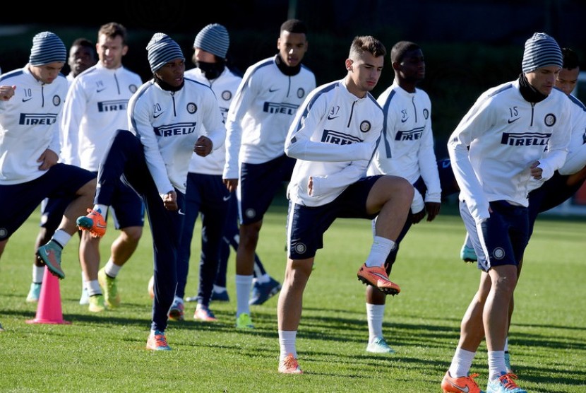 Pemain Inter Milan latihan jelang lawan Saint-Etienne.