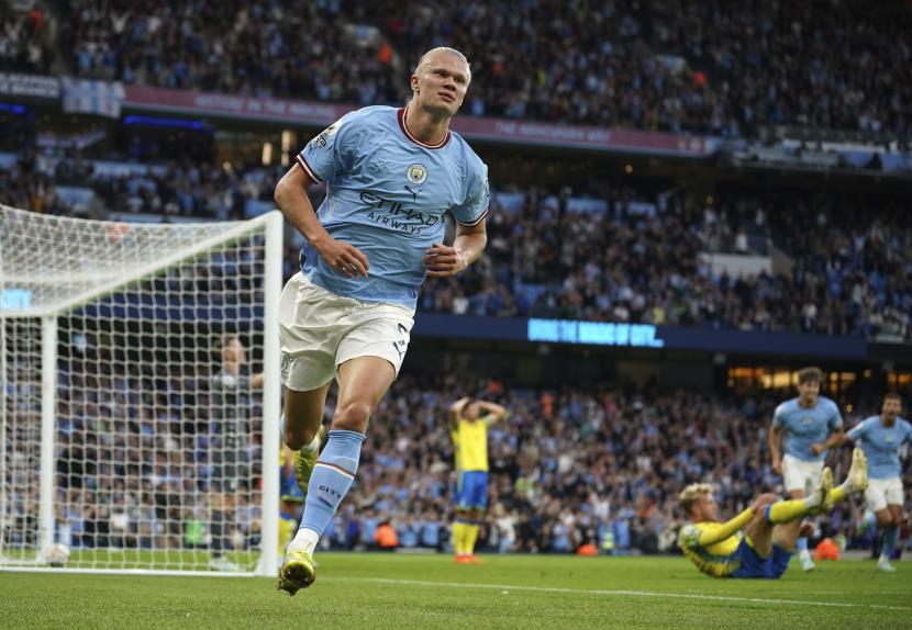 Striker Manchester City, Erling Haaland, sesaat seusai mencetak gol ke gawang lawan.