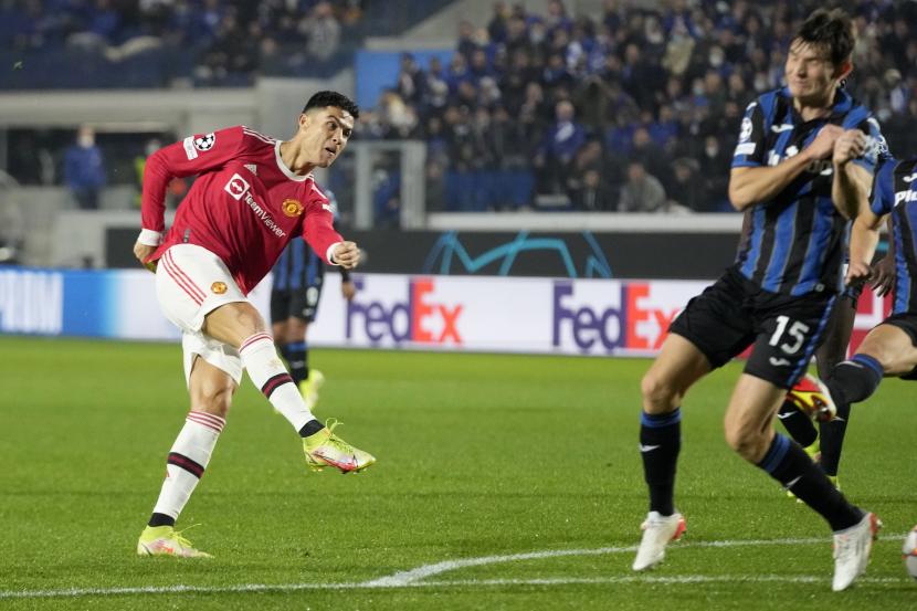 Penyerang Manchester United Cristiano Ronaldo jadi tumpuan timnya menghadapi Manchester City.