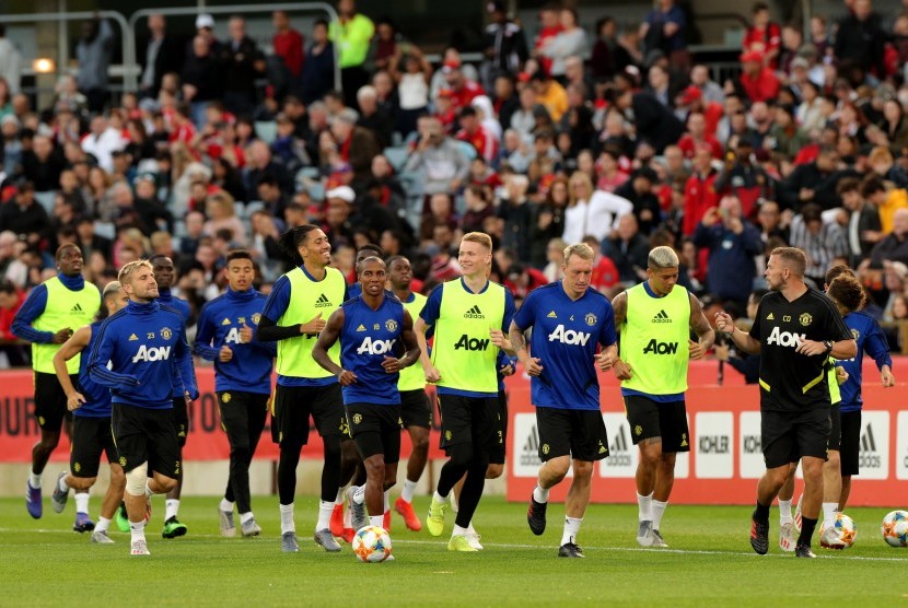 Pemain Manchester United menggelar sesi latihan di WACA, Perth, Australia, pada 11 Juli 2019.