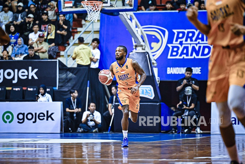 Pemain Satria Muda Shannon Eugene Evans II 