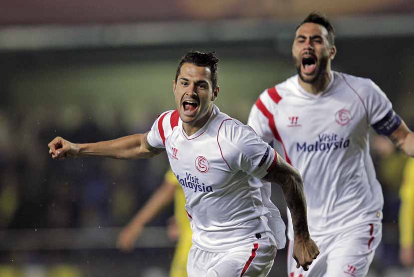 Pemain Sevilla, Vitolo (kiri).