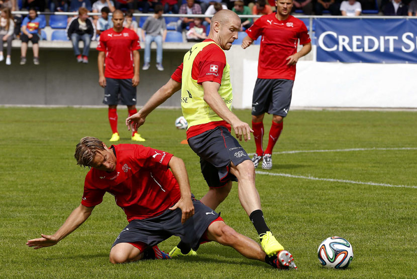 Pemain Timnas Swiss menggelar latihan di Weggis, Swiss, pada 26 Mei. 