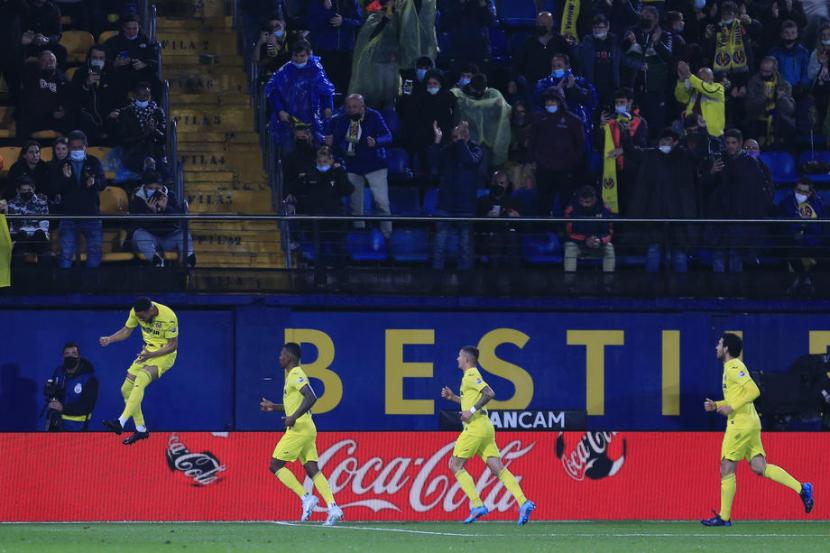 Pemain Villarreal melakukan selebrasi usai menjebol gawang tim lawan. (ilustrasi)