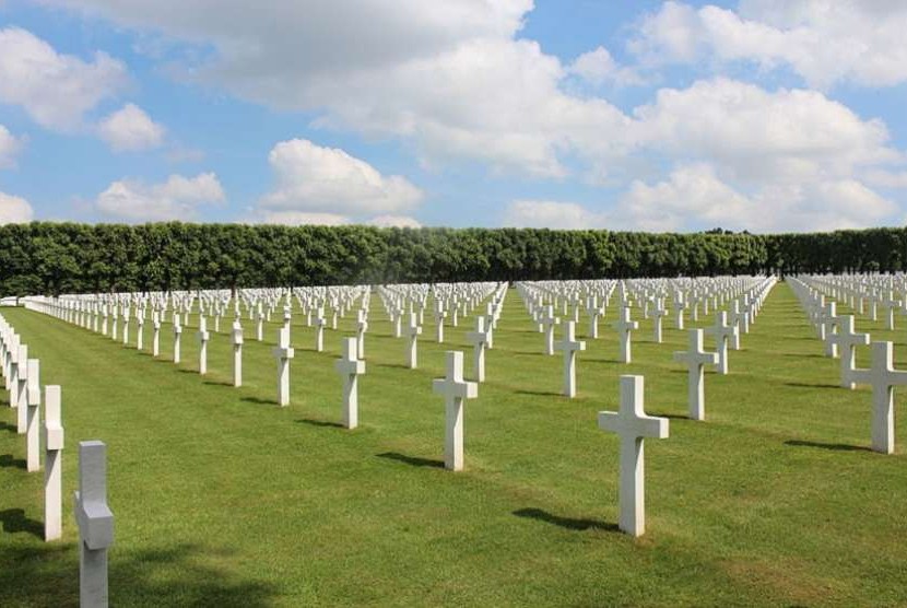 Pemakaman tentara Amerika Serikat di Mouse-Argonne, Prancis.