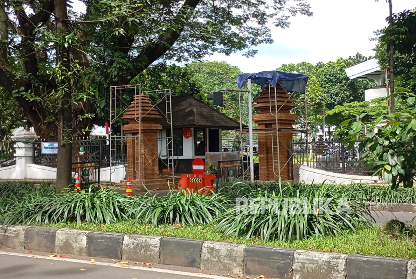 Gapura Sunda hingga Kereta Kencana Kini Hiasi Gedung Sate Kantor Dedi Mulyadi, Ini Tujuannya