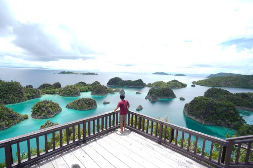 Pemandangan dari Top View of Piaynemo, Raja Ampat, Papua Barat.