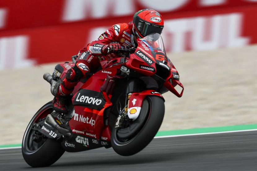 Pembalap Ducati Francesco Bagnaia beraksi di MotoGP Belanda.