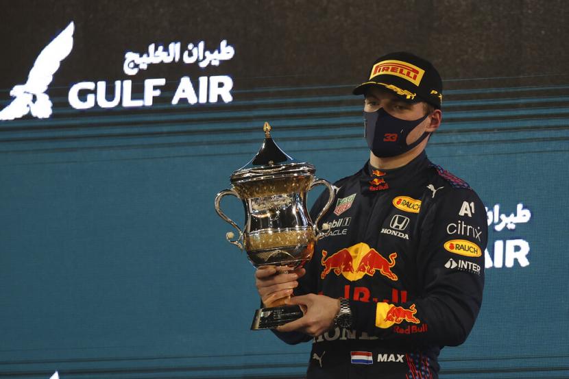 Pembalap F1 tim Red Bull Racing, Max Verstappen finis di posisi kedua GP Bahrain, Senin (29/3) dini hari WIB.