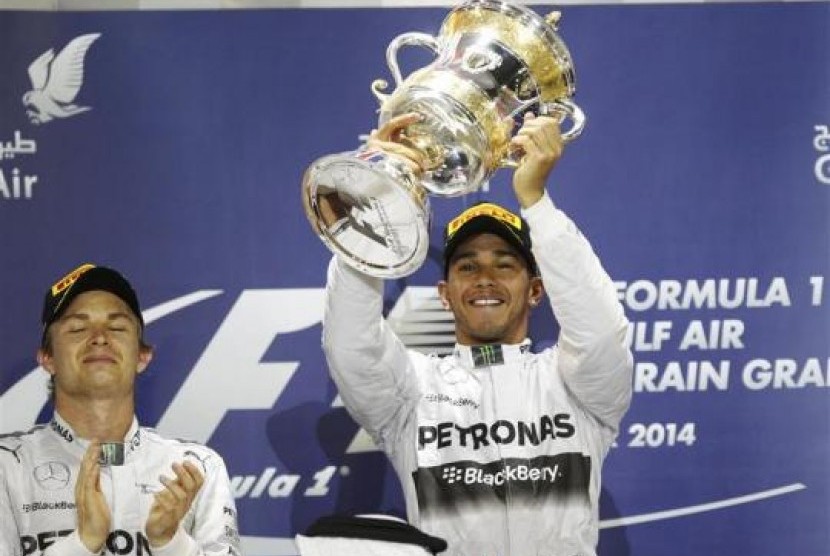 Pembalap Lewis Hamilton.