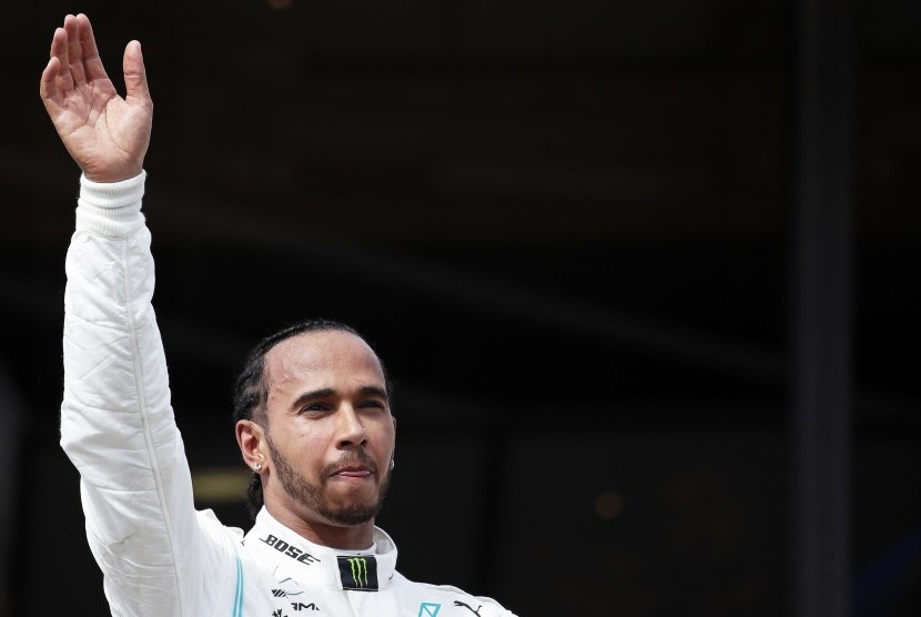 Pembalap Mercedes asal Inggris Lewis Hamilton