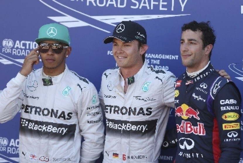 Pembalap Nico Rosberg dan Lewis Hamilton.