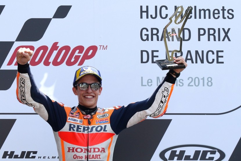 Pembalap Repsol Honda, Marc Marquez menjadi juara di GP Prancis di Sirkuit Le Mans, Ahad (20/5).