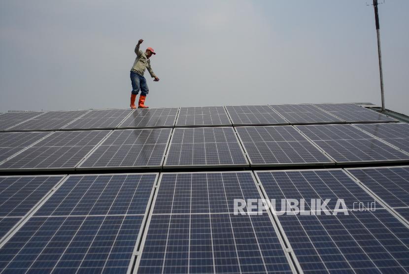 Pembangkit listrik tenaga surya