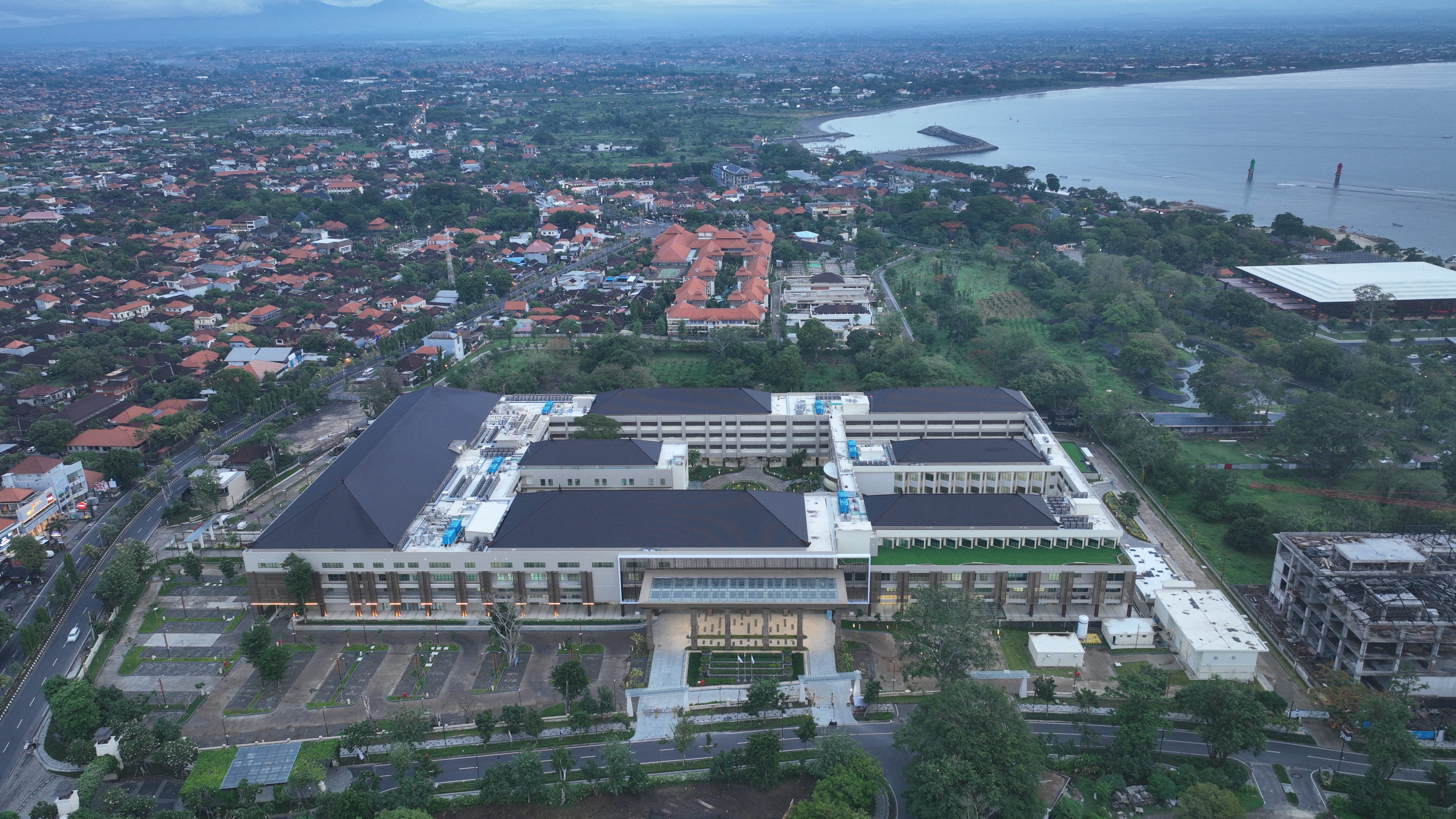 Pembangunan Bali International Hospital.