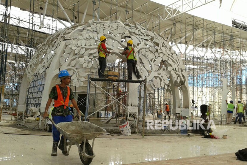 Pembangunan Bandara Internasional Jawa Barat (BIJB) di Kertajati, Kabupaten Majalengka, Rabu  (28/3). 