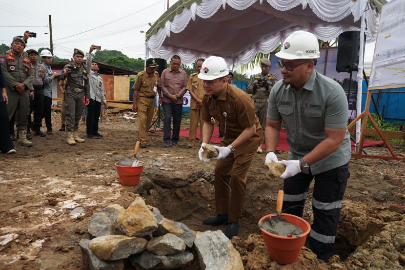 Pembangunan fasilitas puskesmas untuk warga Paser di Kalimantan Timur.