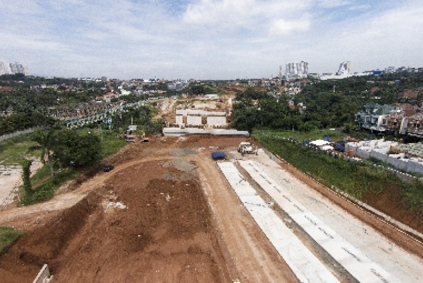 Pembangunan jalan terhambat pembebasan lahan (ilustrasi). Pemkot Surabaya mengakui pembebasan lahan jalur lingkar Surabaya belum terbayarkan.