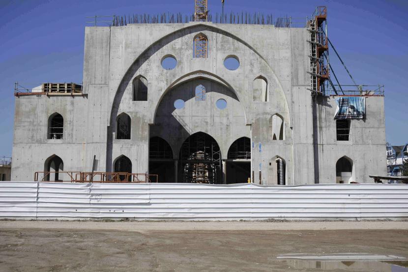 92 Masjid di Perancis Ditutup dan Terus Bertambah. Foto:   Pembangunan Masjid Eyyub Sultan di Strasbourg, Prancis Timur, Rabu, 24 Maret 2021.