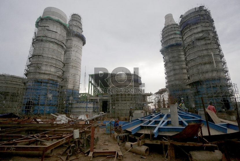 Pembangunan pabrik Pulp & Paper di Desa Sungaii Baung, Air Sugihan, OKI, Sumsel. Kamis (19/11).