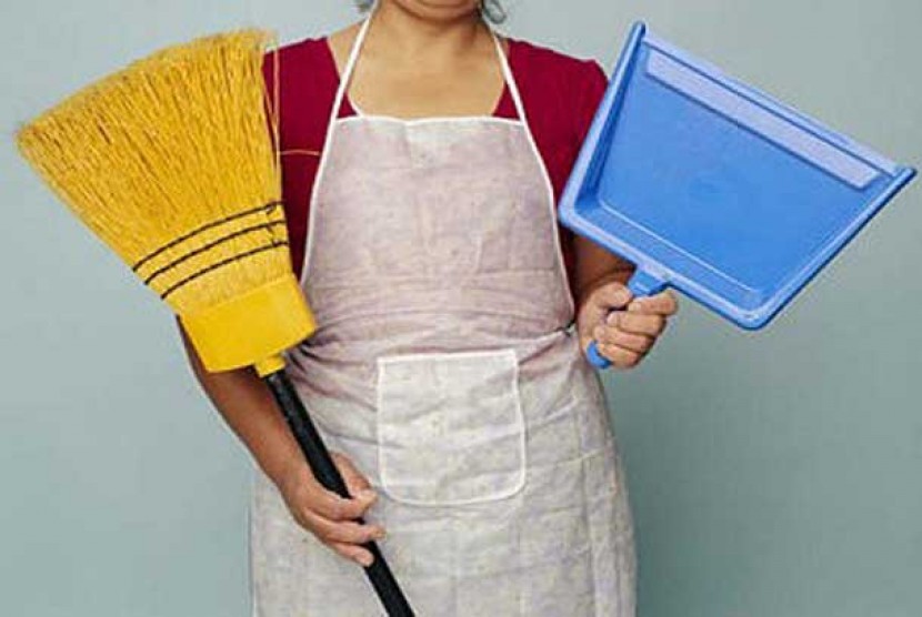Pembantu rumah tangga.  (ilustrasi)