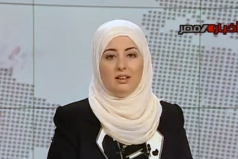 Pembawa berita di stasiun televisi pemerintah Mesir, Fatma Nabil