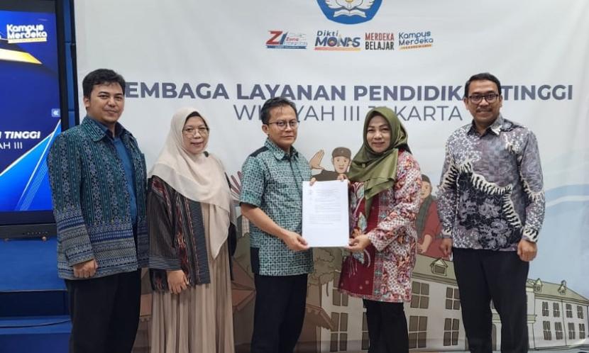 Pembukaan program doktoral (S3) Informatika di Fakultas Teknologi Informasi (FTI) Universitas Nusa Mandiri (UNM) merupakan langkah strategis untuk meningkatkan kualitas akademik dan reputasi institusi.